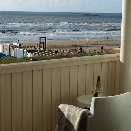 Parel Aan Zee In *