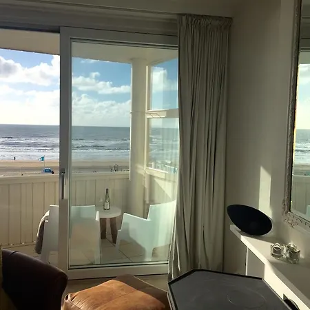 Parel Aan Zee In *